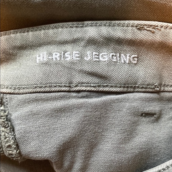 American Eagle Jeggings - Picture 4 of 10